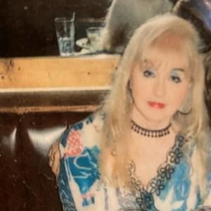 Meet your Posher, Joy